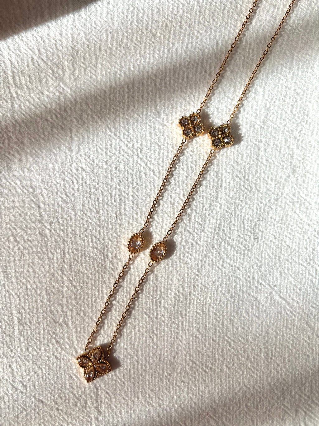 Collar Alba