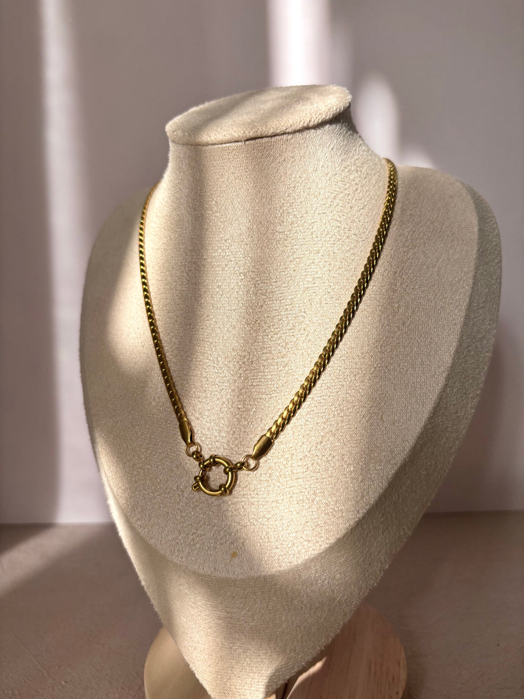 Collar Nuria