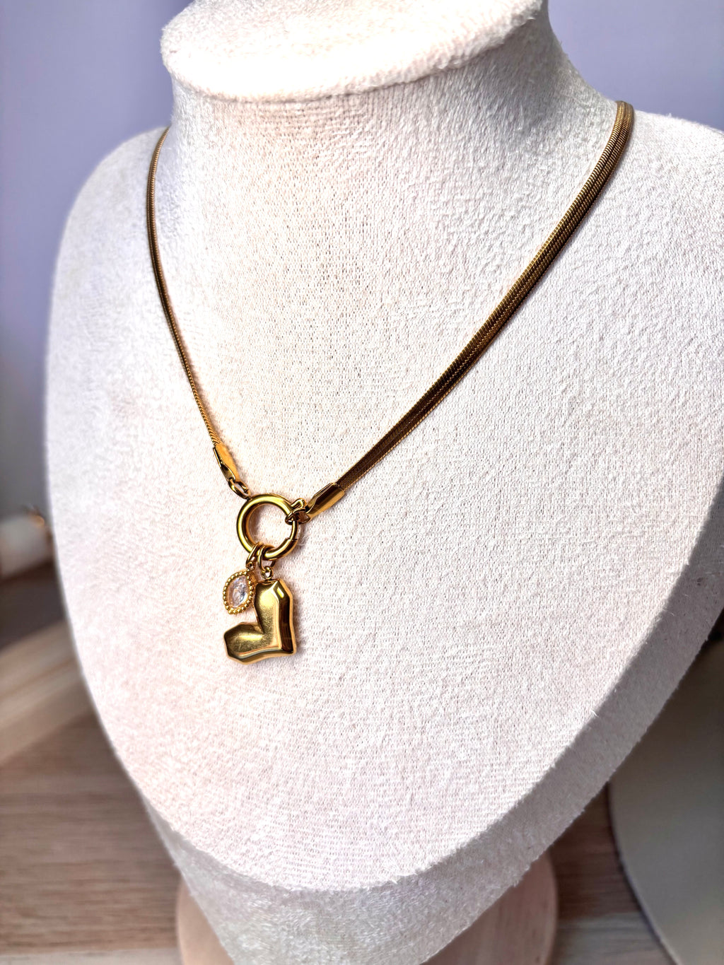 Collar Corina