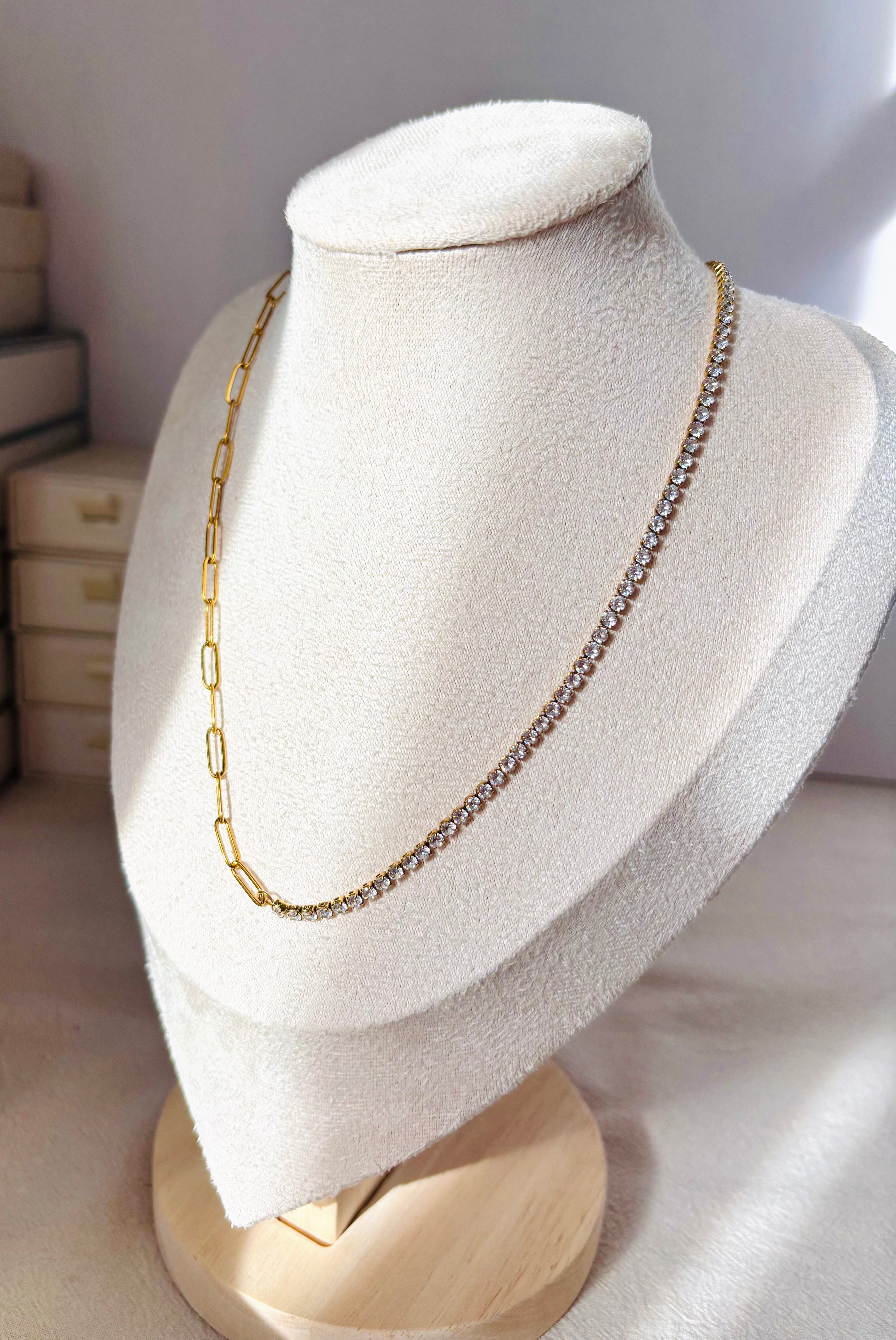 Collar Mía