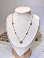 Collar Alba