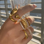 Anillo Cora